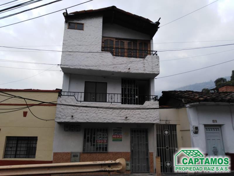 Apartamento disponible para Arriendo en Medellín con un valor de $1,200,000 código 1186