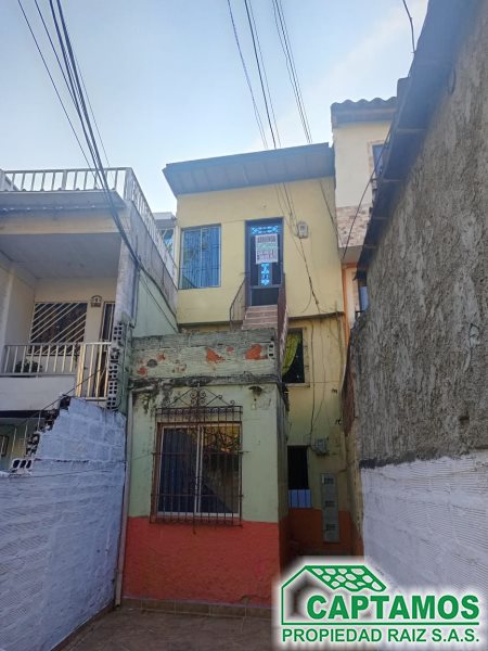 Apartamento disponible para Arriendo en Medellín con un valor de $800,000 código 496